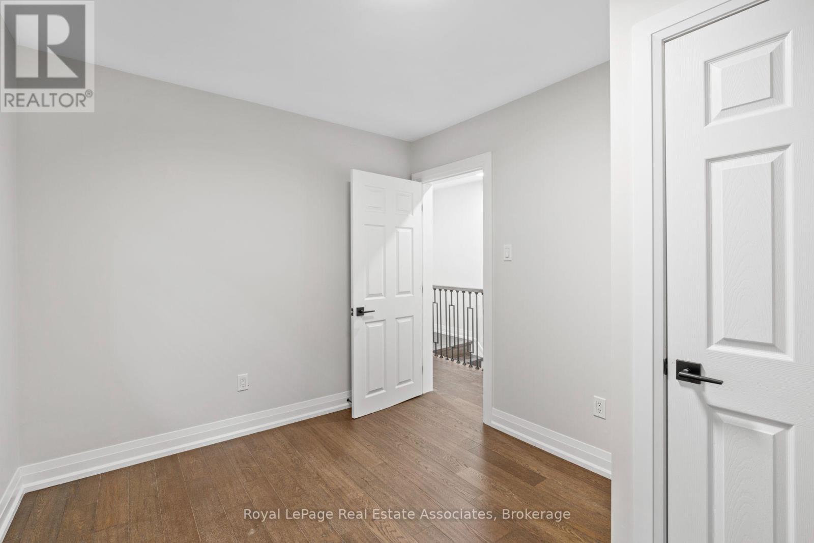 Upper - 23 Somerset Avenue, Hamilton, Ontario  L8L 2L4 - Photo 14 - X13730850