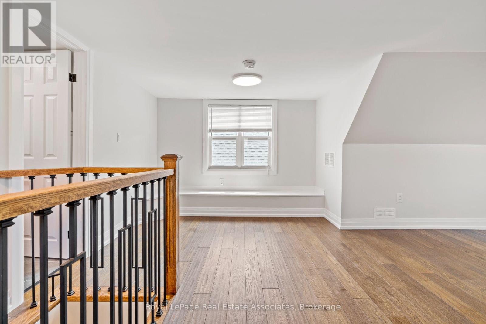 Upper - 23 Somerset Avenue, Hamilton, Ontario  L8L 2L4 - Photo 19 - X13730850
