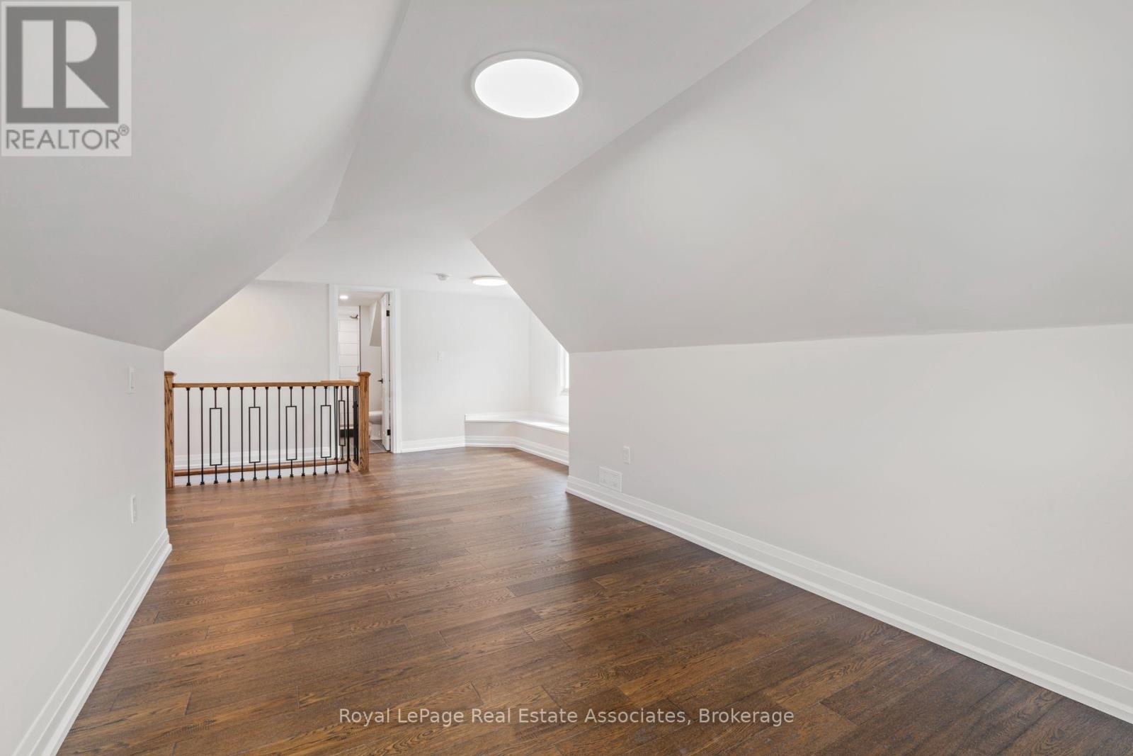 Upper - 23 Somerset Avenue, Hamilton, Ontario  L8L 2L4 - Photo 21 - X13730850