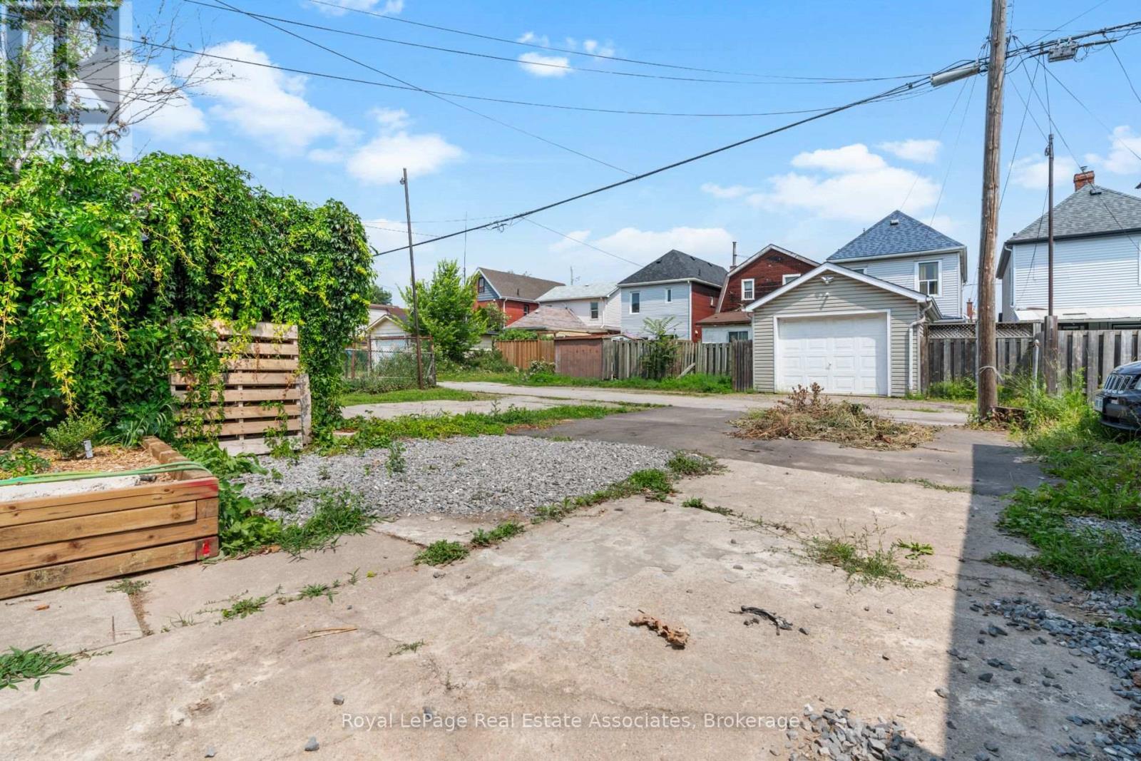 Upper - 23 Somerset Avenue, Hamilton, Ontario  L8L 2L4 - Photo 25 - X13730850