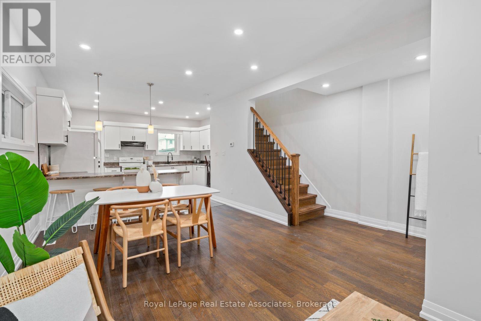 Upper - 23 Somerset Avenue, Hamilton, Ontario  L8L 2L4 - Photo 5 - X13730850
