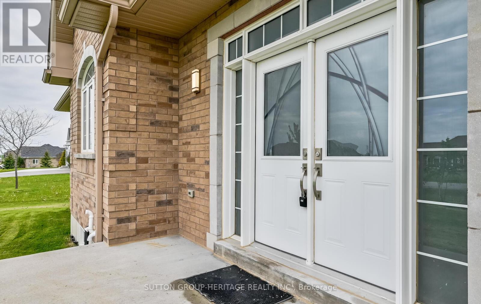 61 Songbird Crescent, Kawartha Lakes, Ontario  K9V 0A9 - Photo 3 - X13730898