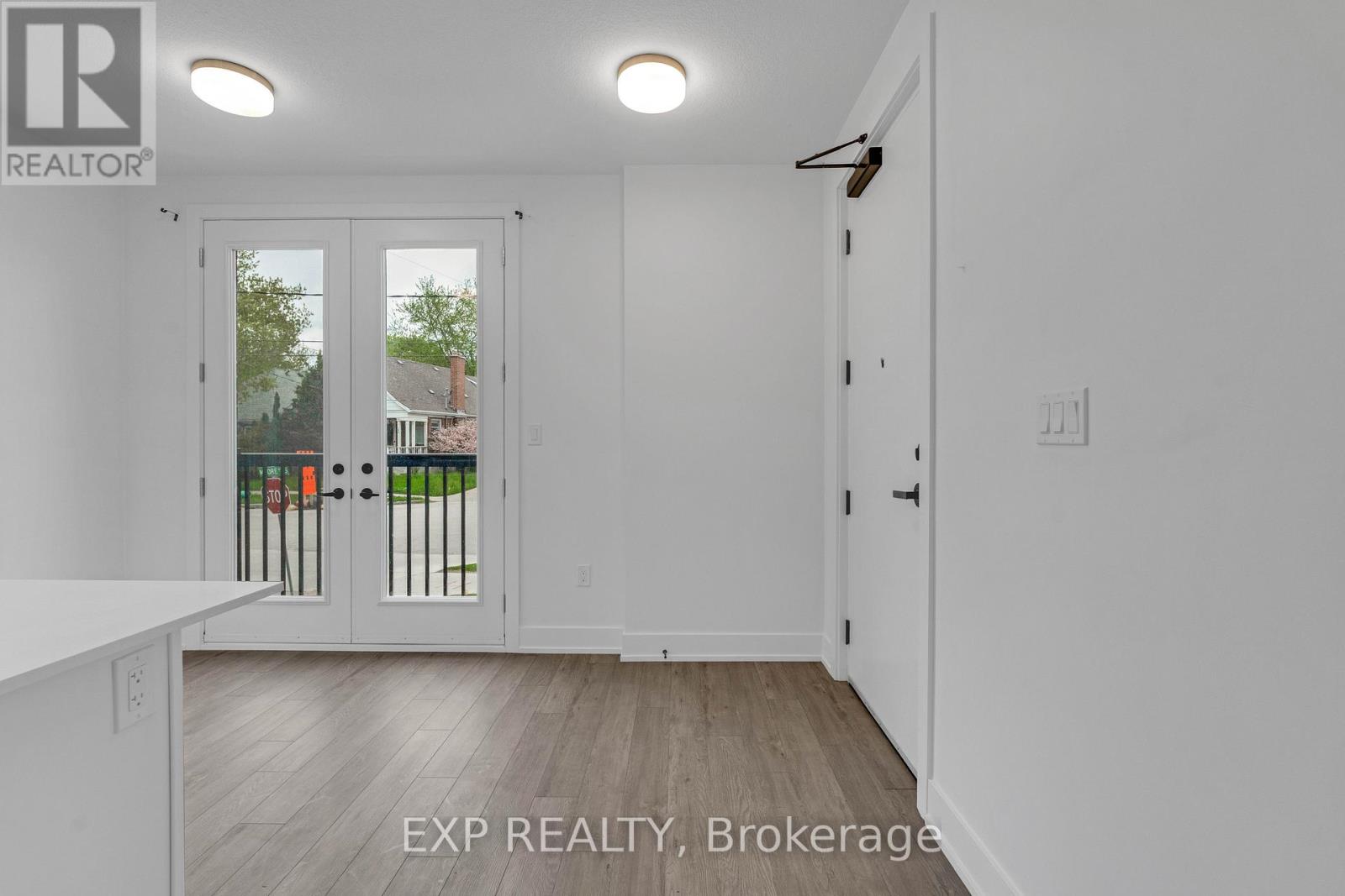 61 - 99 Roger Street, Kitchener, Ontario  N2J 1A4 - Photo 5 - X13730994