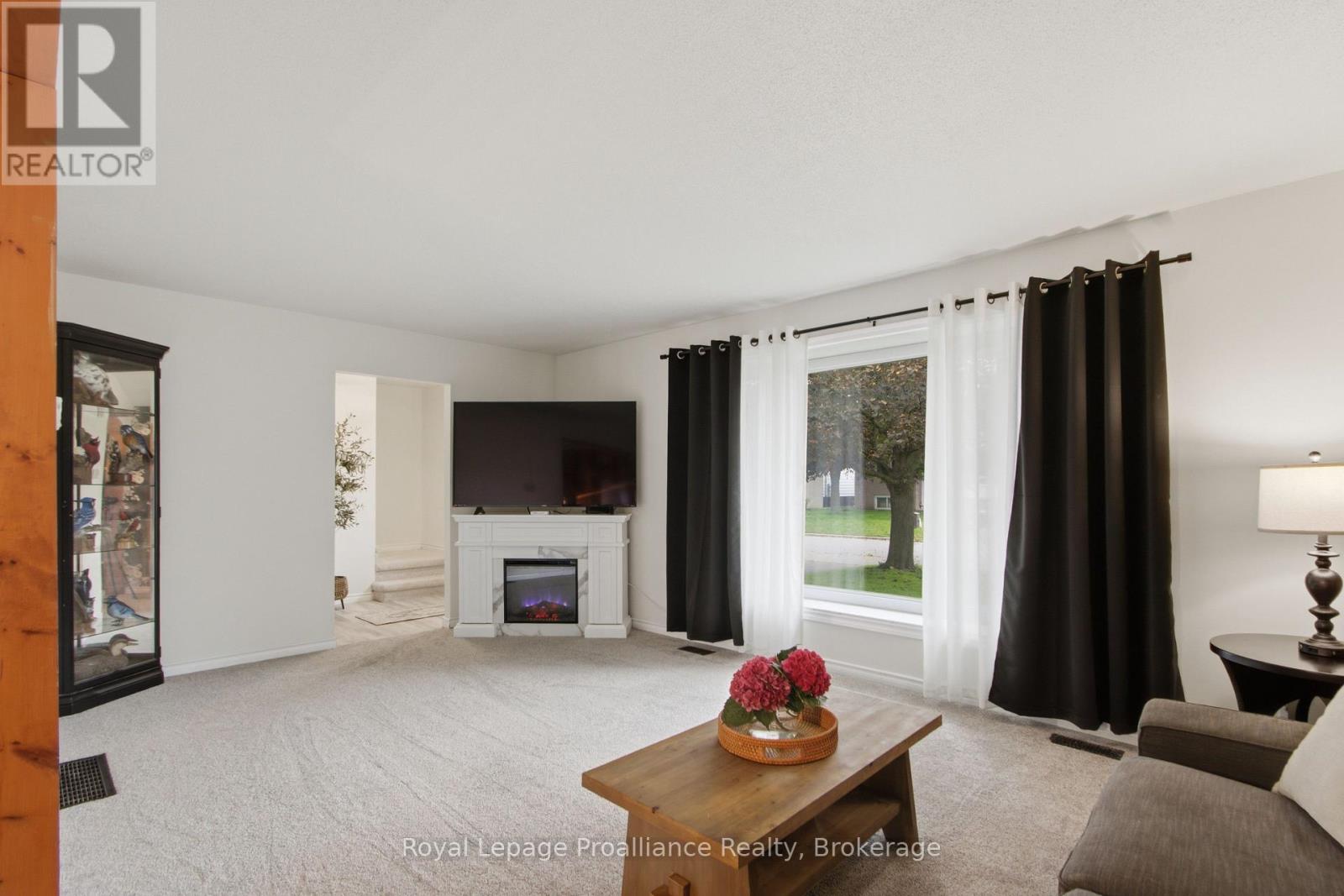 12 O'neil Crescent, Quinte West, Ontario  K8V 5Y6 - Photo 13 - X13731062