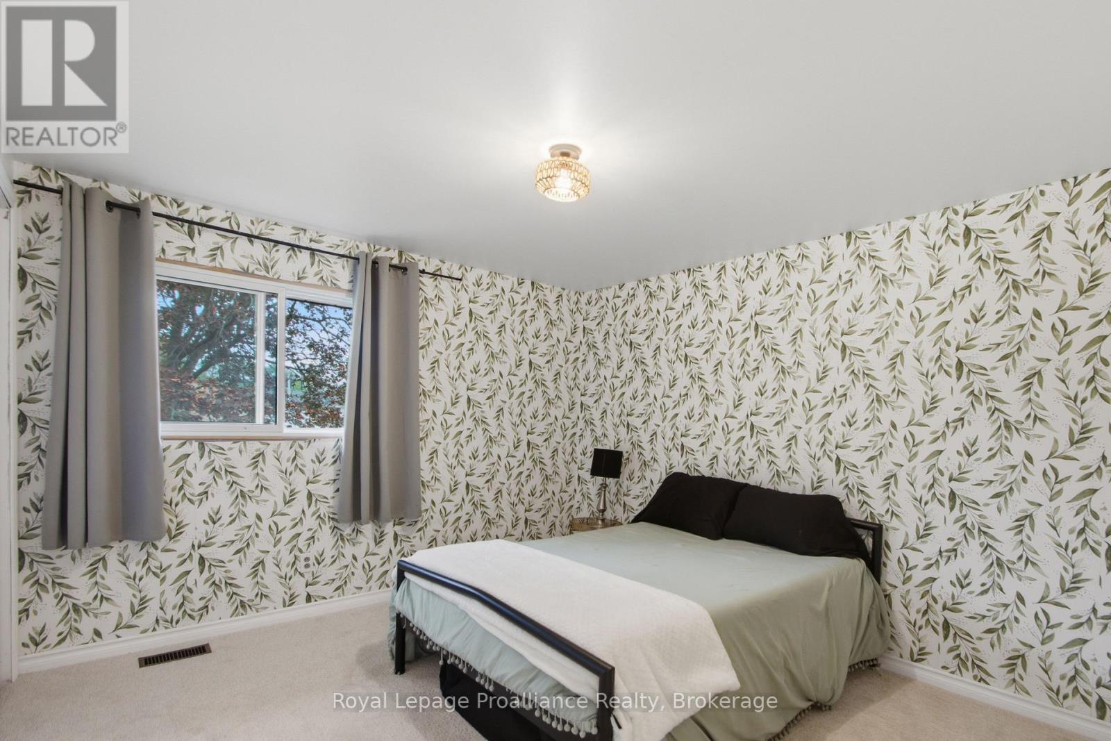 12 O'neil Crescent, Quinte West, Ontario  K8V 5Y6 - Photo 26 - X13731062