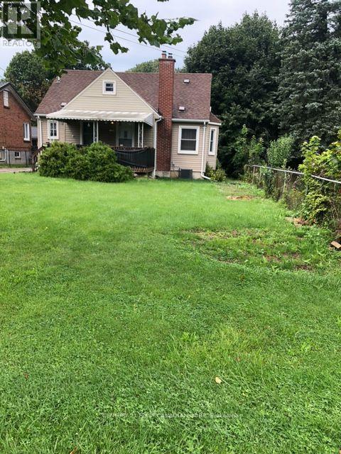 1790 Parkhurst Avenue, London East, Ontario  N5V 2C3 - Photo 2 - X13731050