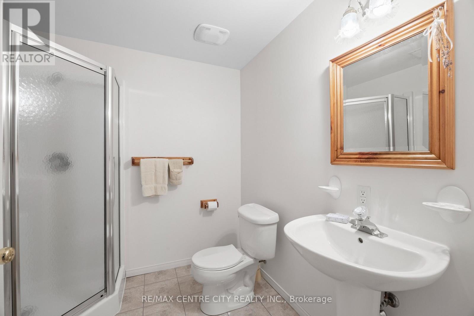33 Ilderbrook Circle, Middlesex Centre, Ontario  N0M 2A0 - Photo 27 - X13731172