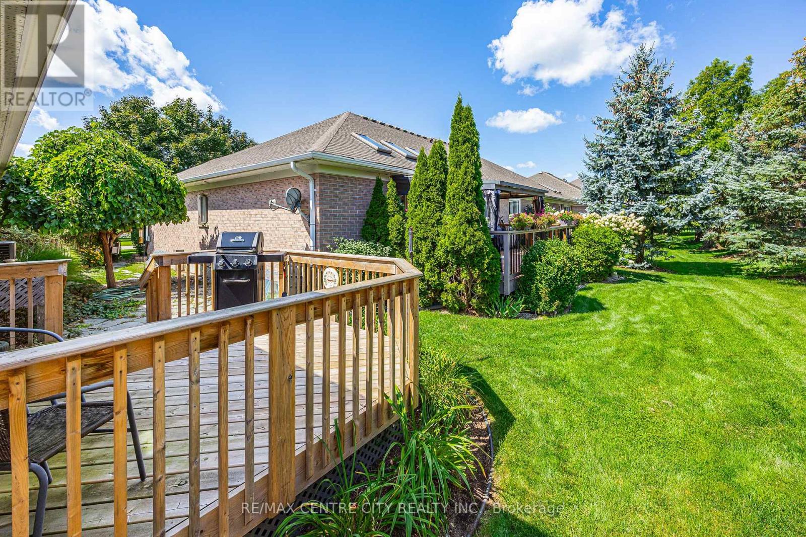 33 Ilderbrook Circle, Middlesex Centre, Ontario  N0M 2A0 - Photo 32 - X13731172