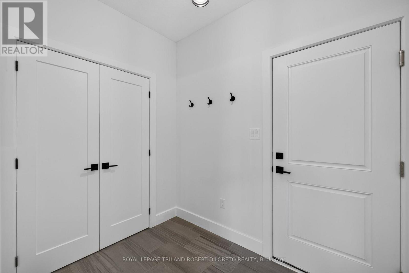 734 Radisson Lane, Strathroy-Caradoc, Ontario  N0L 1W0 - Photo 16 - X13731180