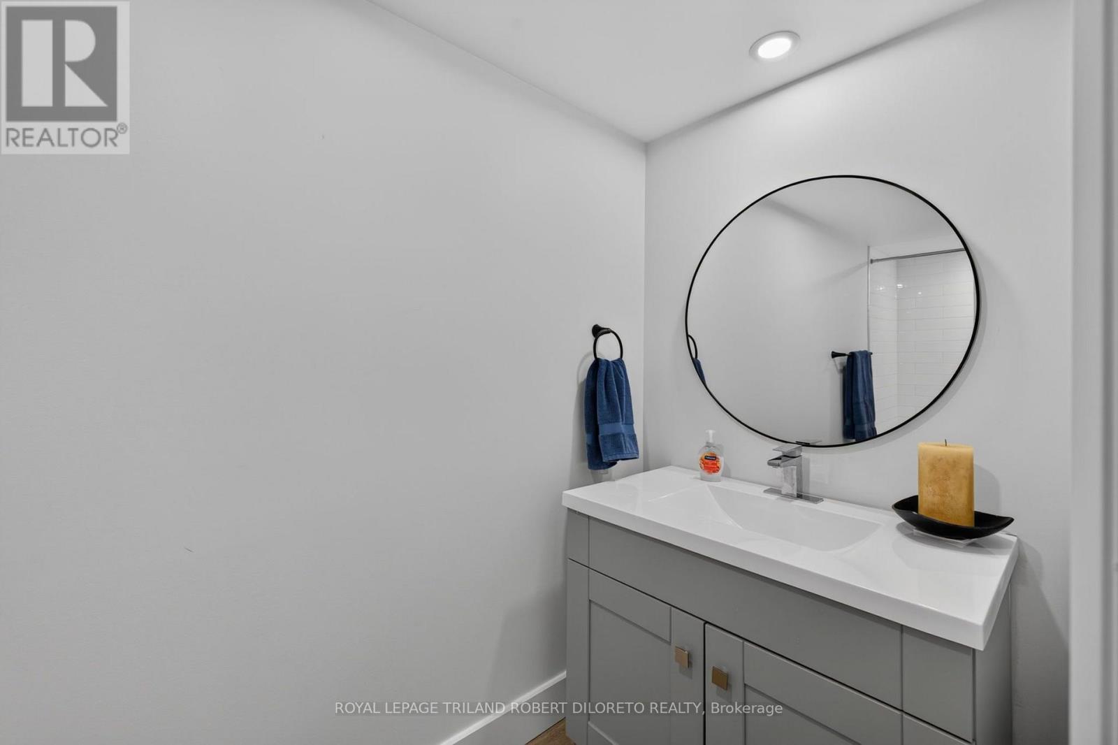 734 Radisson Lane, Strathroy-Caradoc, Ontario  N0L 1W0 - Photo 28 - X13731180