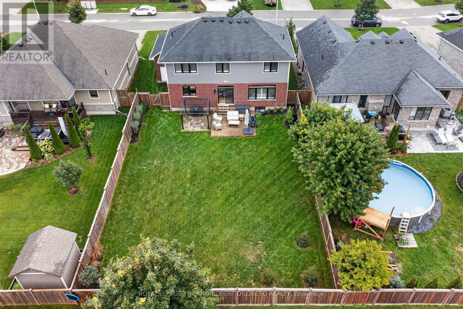 734 Radisson Lane, Strathroy-Caradoc, Ontario  N0L 1W0 - Photo 32 - X13731180