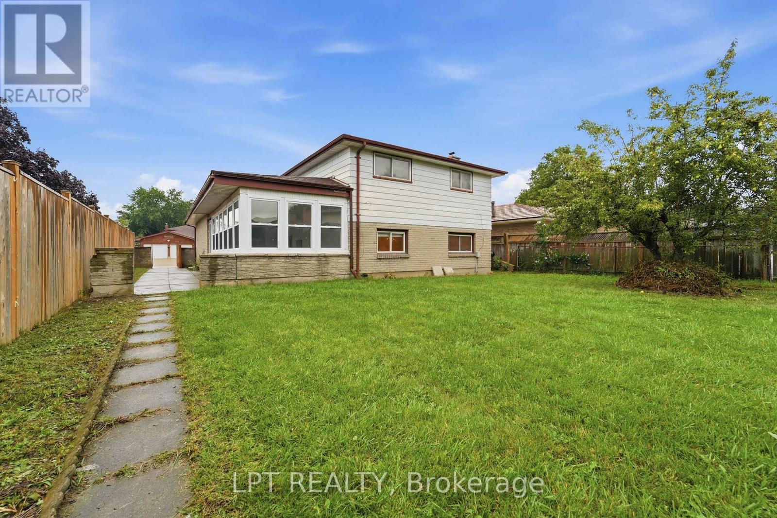208 Deveron Crescent, London South, Ontario  N5Z 4J3 - Photo 35 - X13731192
