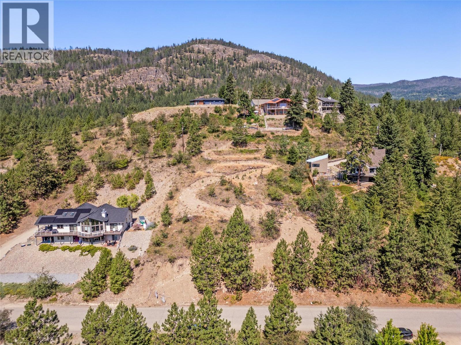 450 Mountain Drive, Vernon, British Columbia  V1H 2B9 - Photo 4 - 10375271