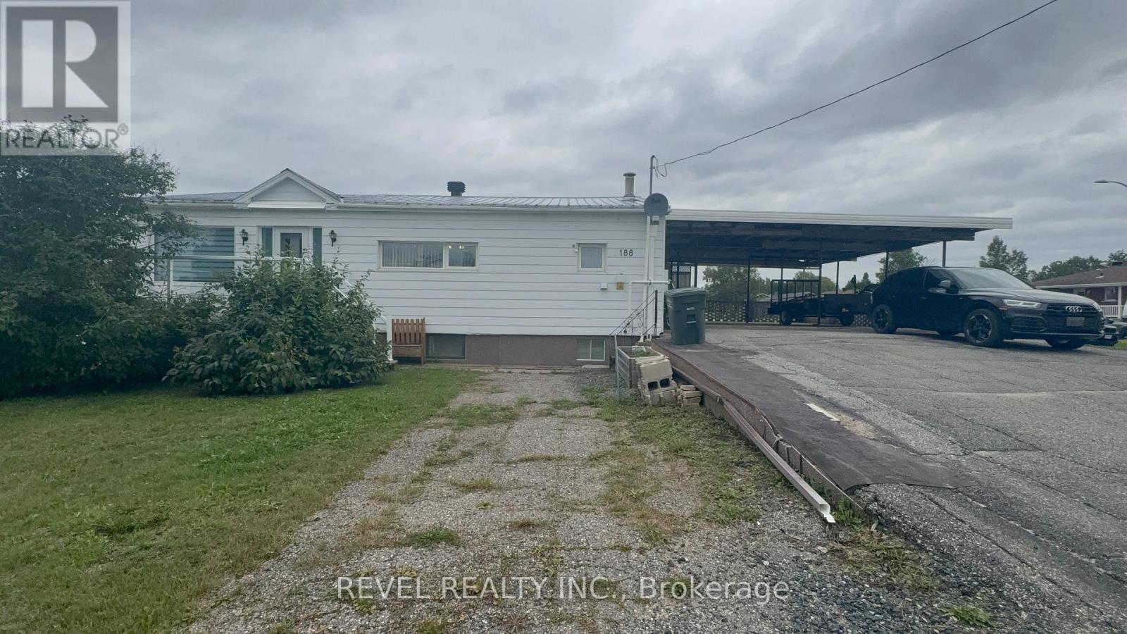 188 Elaine Avenue, Smooth Rock Falls, Ontario  P0L 2B0 - Photo 2 - T13730816