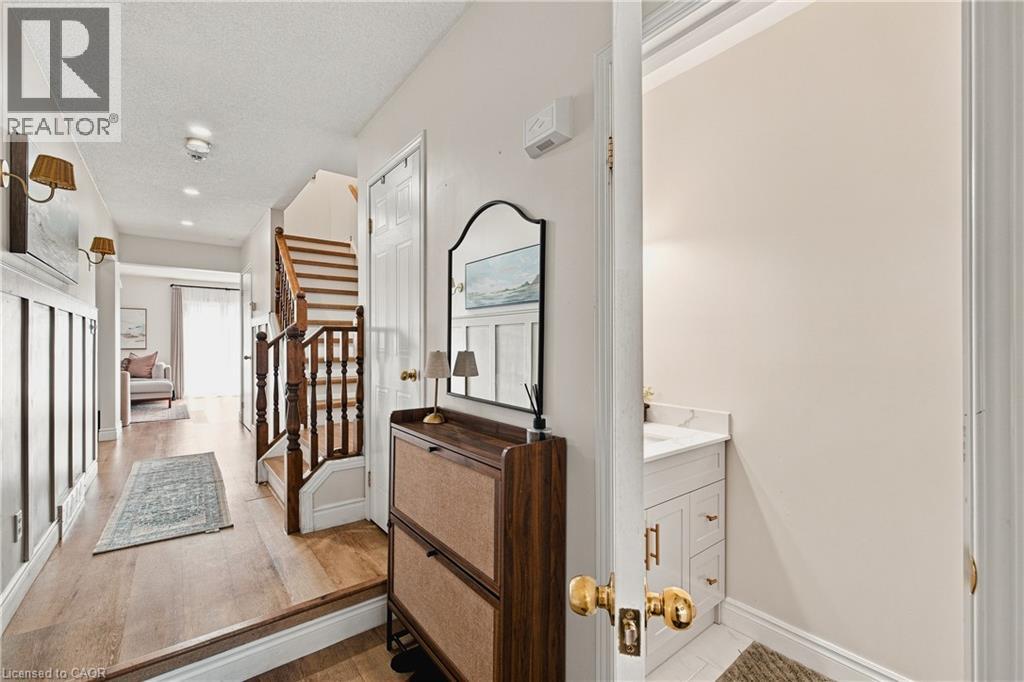 116 Henhoeffer Crescent, Kitchener, Ontario  N2E 4H3 - Photo 5 - 40859079