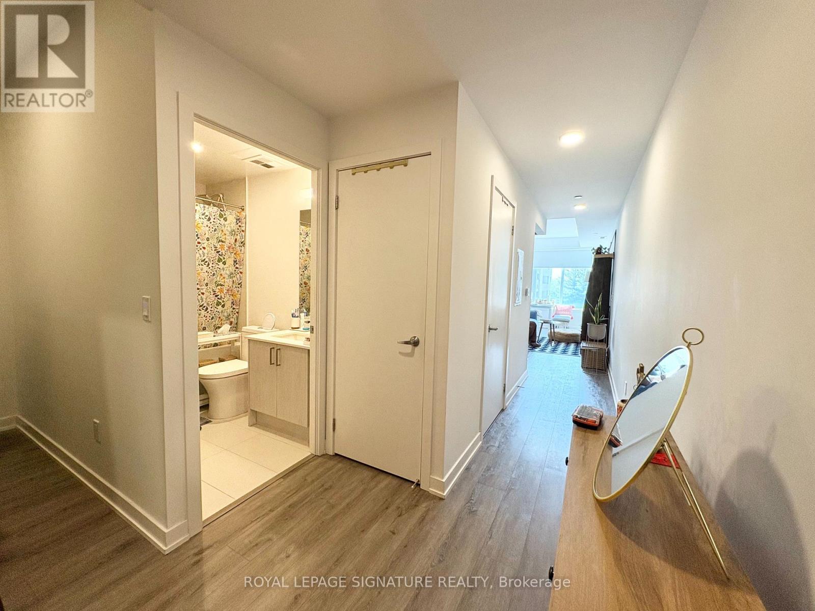 605 - 1 Cardiff Road, Toronto, Ontario  M4P 0G2 - Photo 2 - C13731000