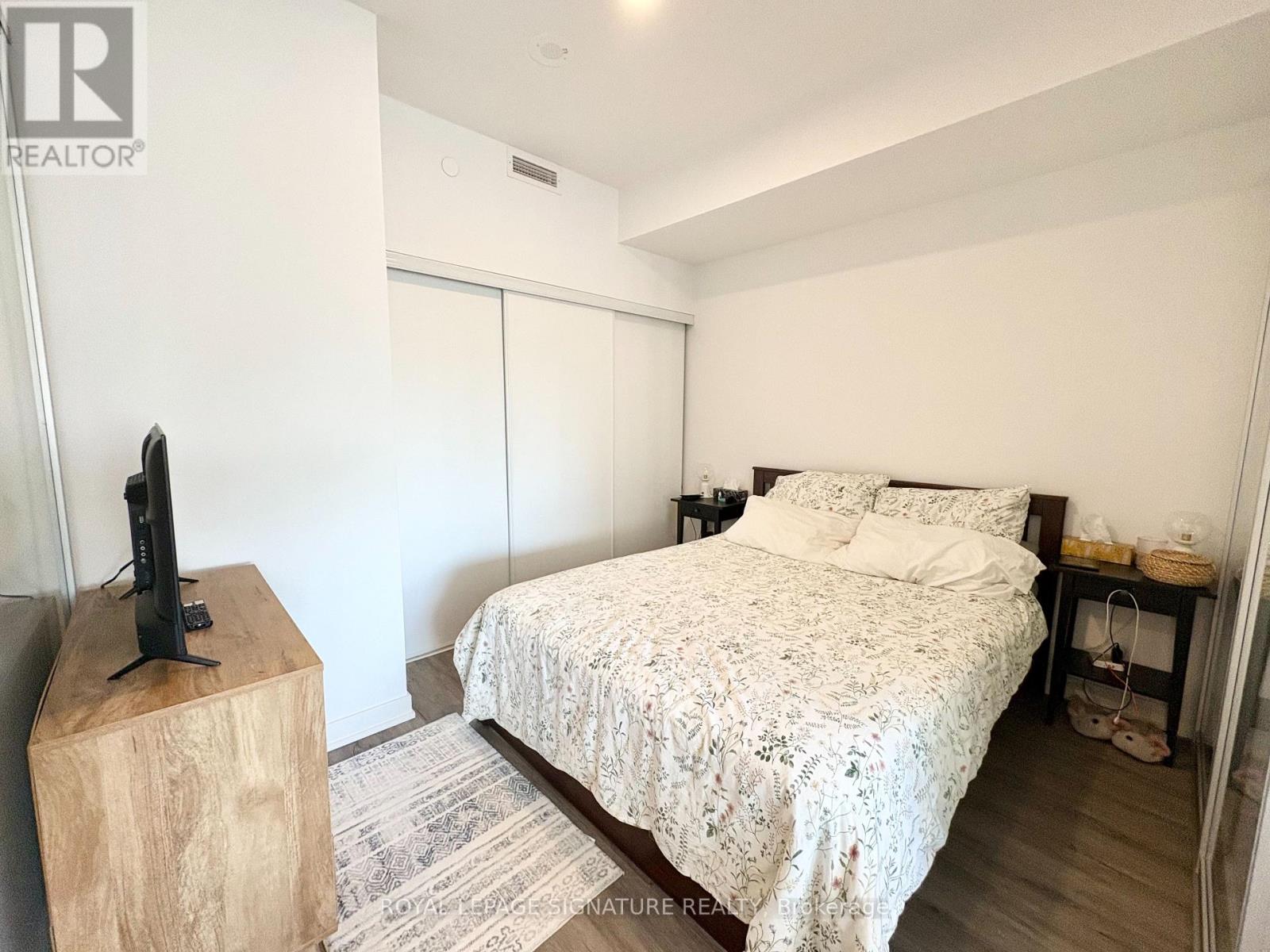 605 - 1 Cardiff Road, Toronto, Ontario  M4P 0G2 - Photo 5 - C13731000