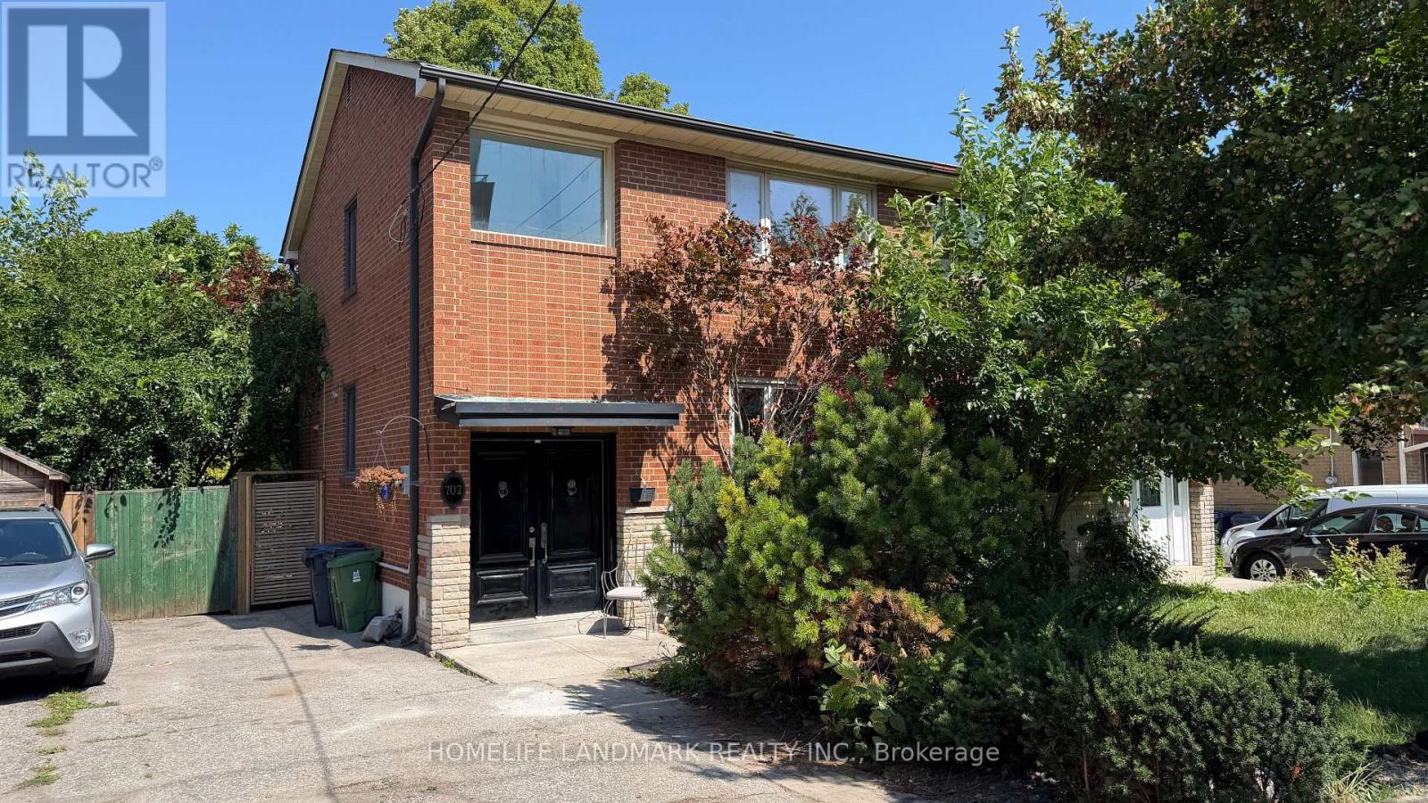 702 Sheppard Ave E Avenue E, Toronto, Ontario  M2K 1B7 - Photo 1 - C13731032