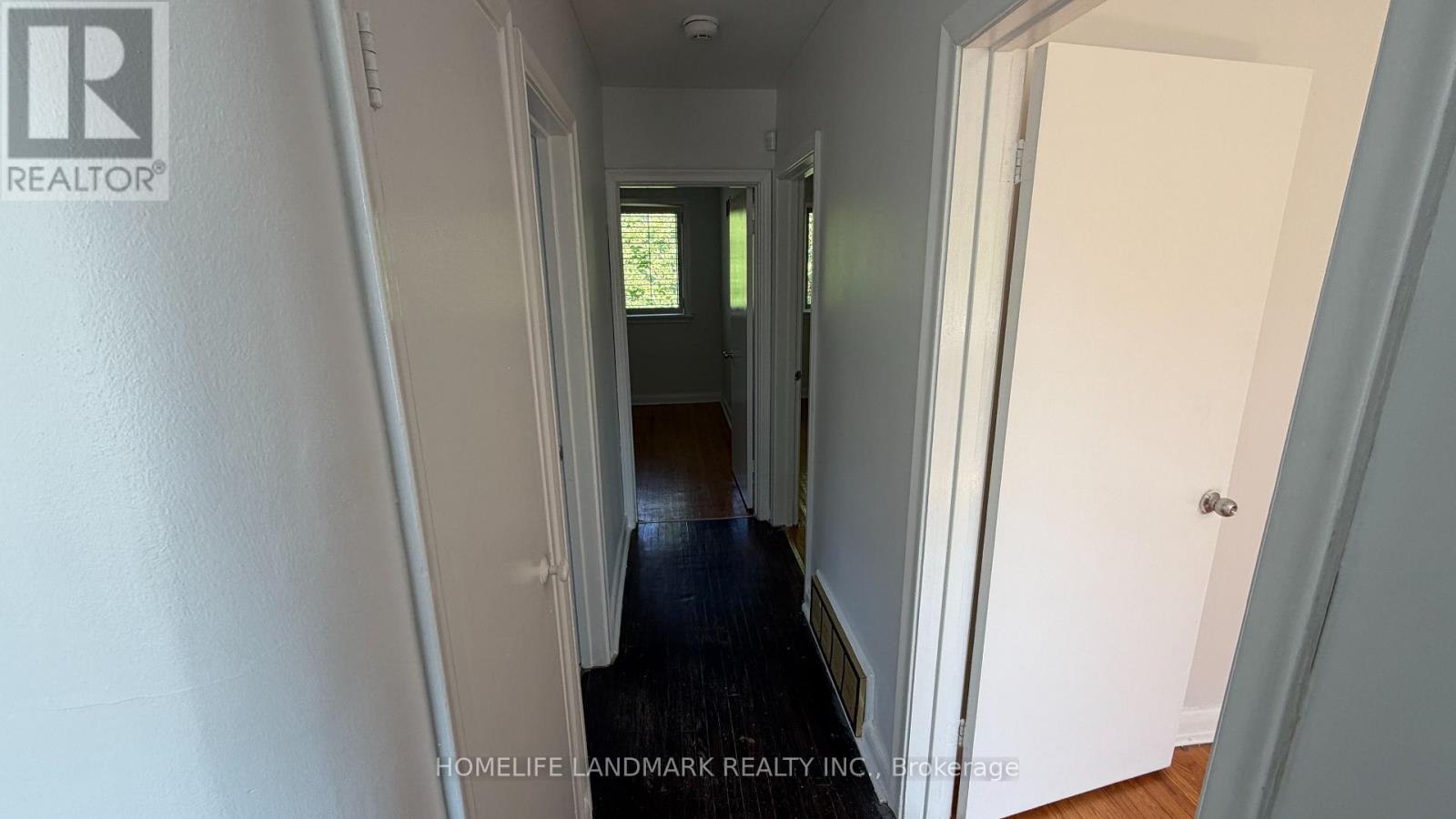 702 Sheppard Ave E Avenue E, Toronto, Ontario  M2K 1B7 - Photo 21 - C13731032