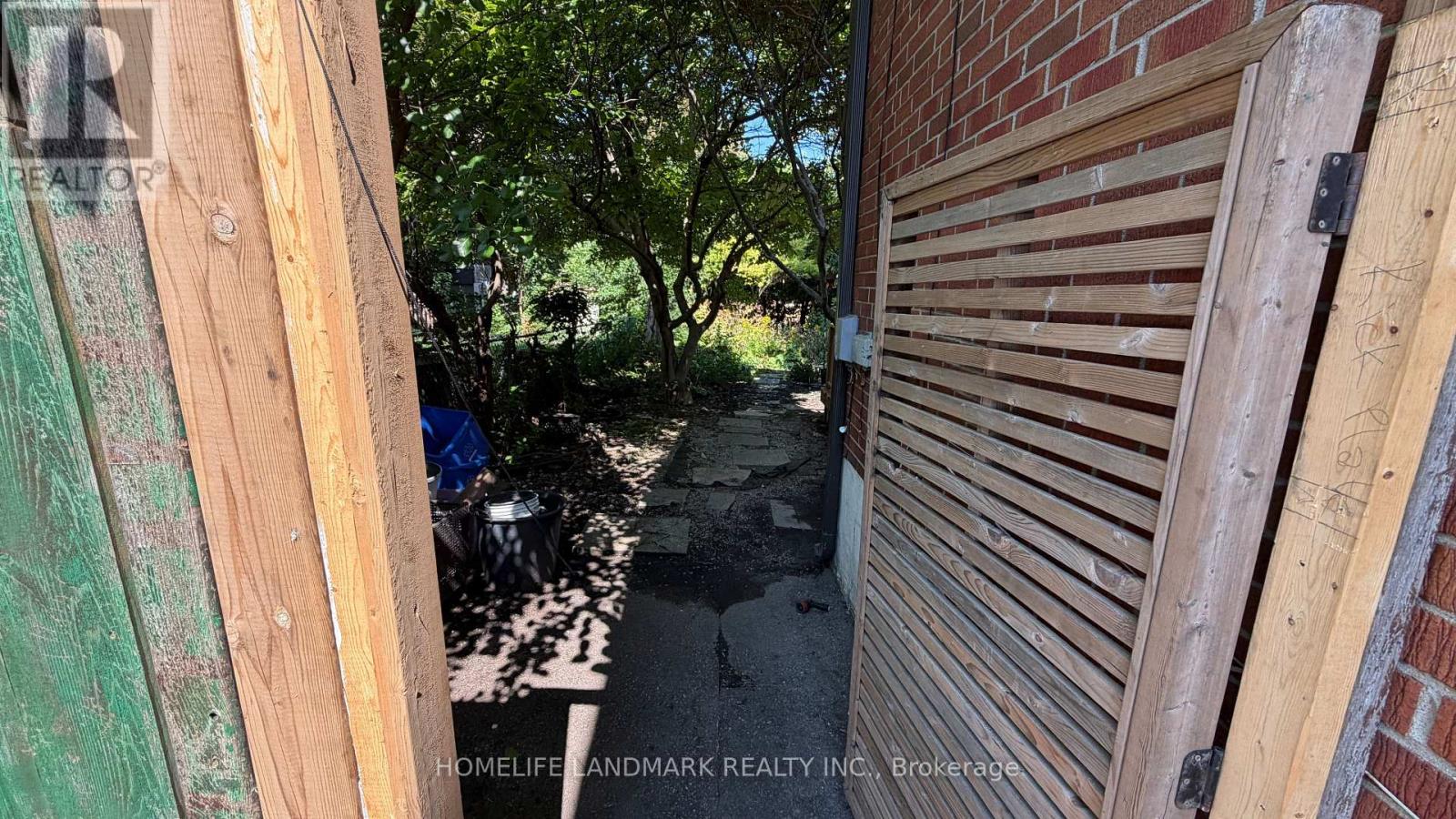 702 Sheppard Ave E Avenue E, Toronto, Ontario  M2K 1B7 - Photo 40 - C13731032