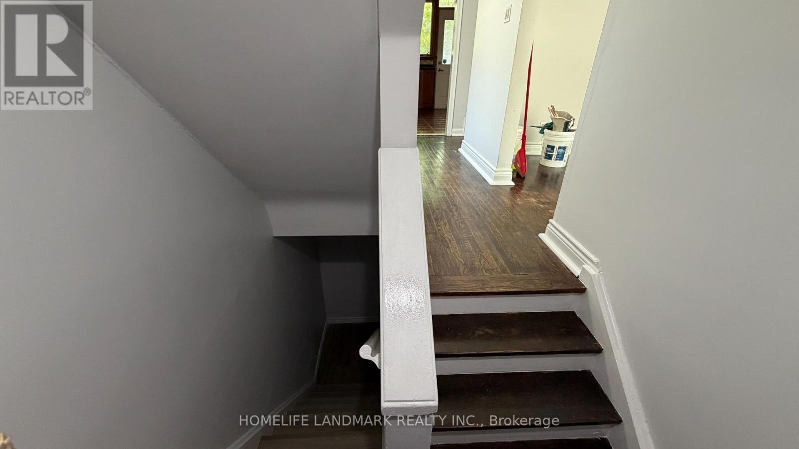 702 Sheppard Ave E Avenue E, Toronto, Ontario  M2K 1B7 - Photo 5 - C13731032
