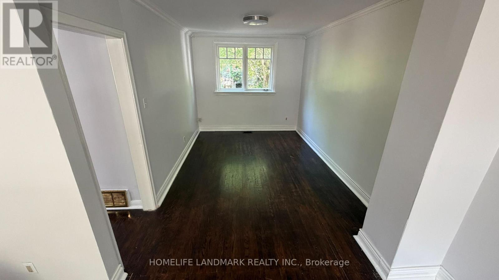 702 Sheppard Ave E Avenue E, Toronto, Ontario  M2K 1B7 - Photo 8 - C13731032