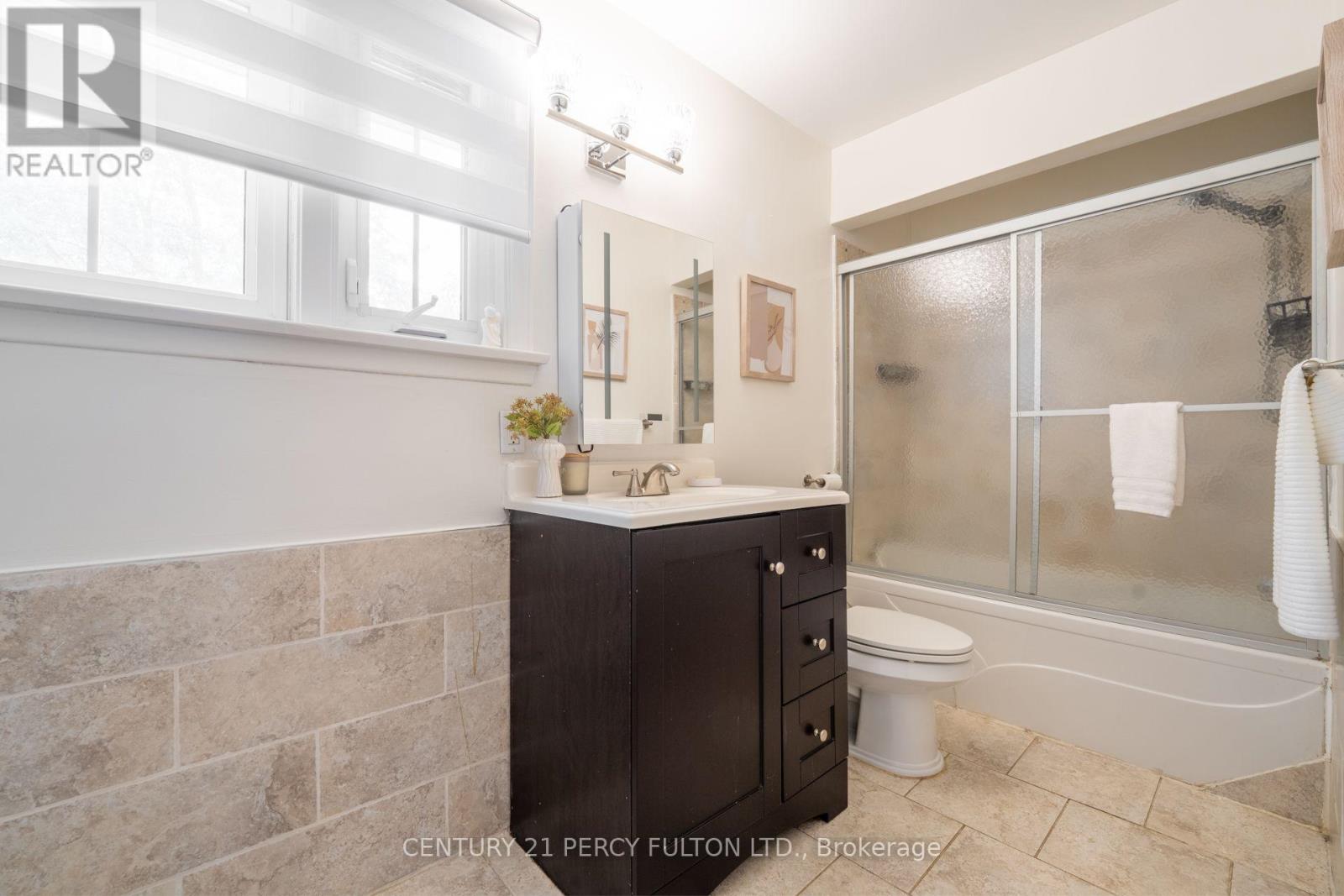 6 Donna Court, Toronto, Ontario  M2M 2C8 - Photo 29 - C13731082