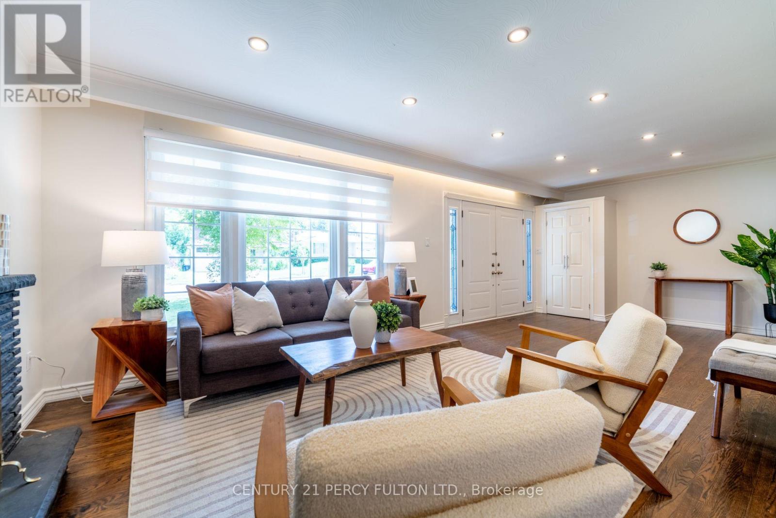 6 Donna Court, Toronto, Ontario  M2M 2C8 - Photo 8 - C13731082