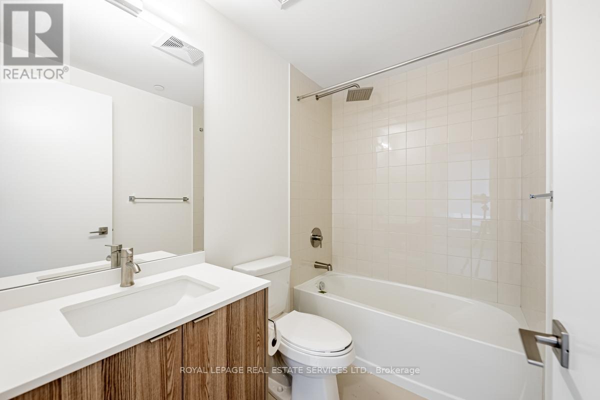 311 - 840 St. Clair Avenue W, Toronto (Oakwood Village), Ontario  M6C 0A4 - Photo 13 - C13731092