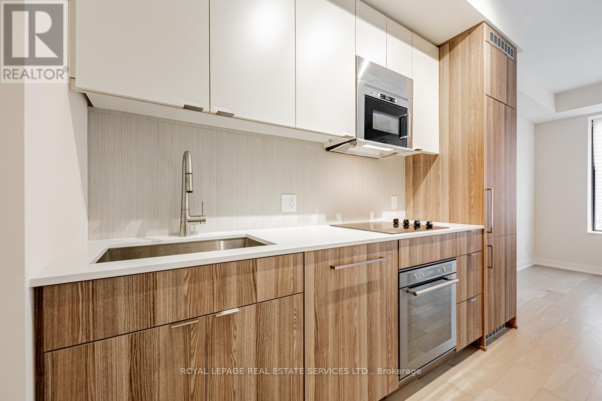 311 - 840 St. Clair Avenue W, Toronto (Oakwood Village), Ontario  M6C 0A4 - Photo 5 - C13731092