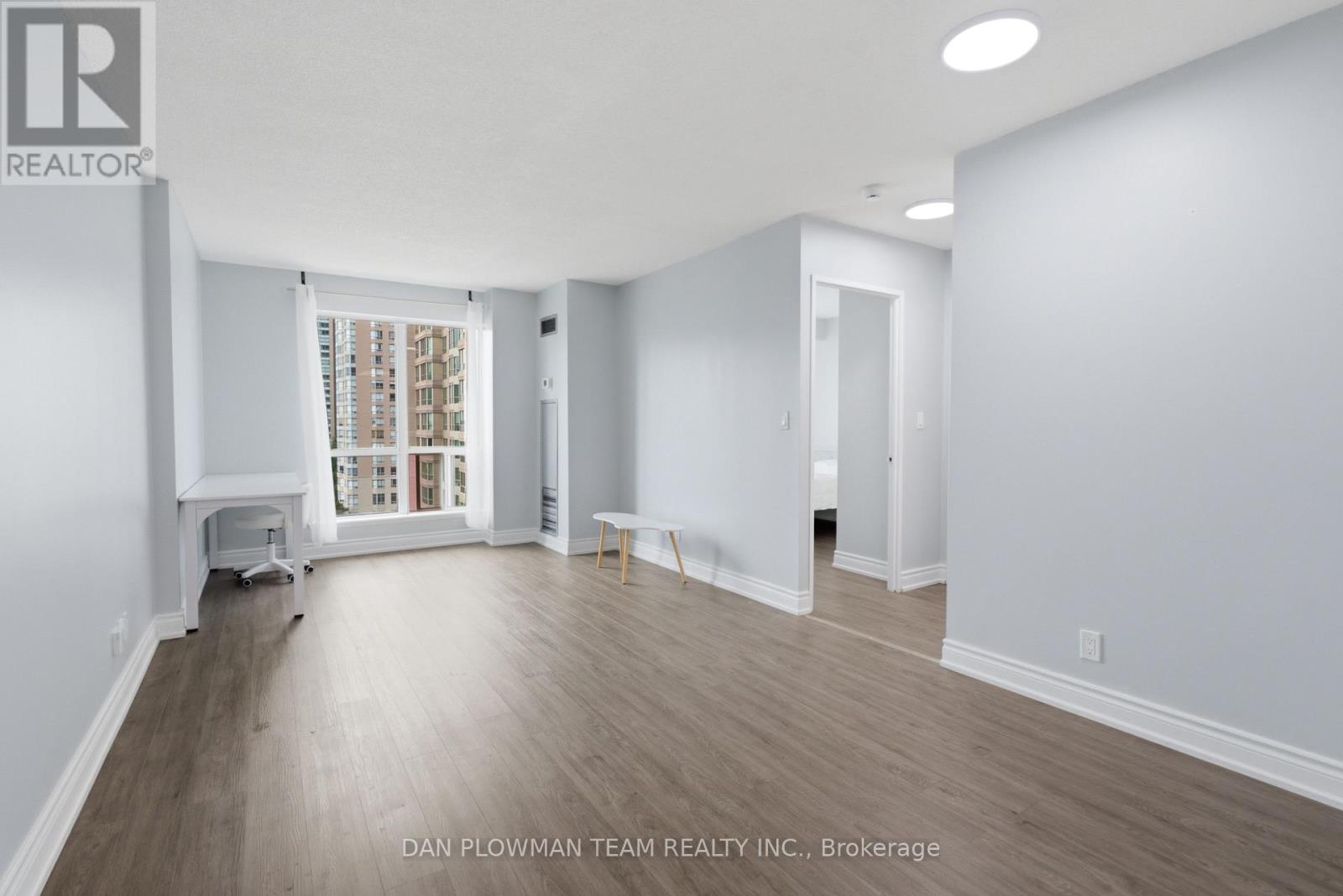 913 - 8 Lee Centre Drive, Toronto, Ontario  M1H 3H8 - Photo 10 - E13731116