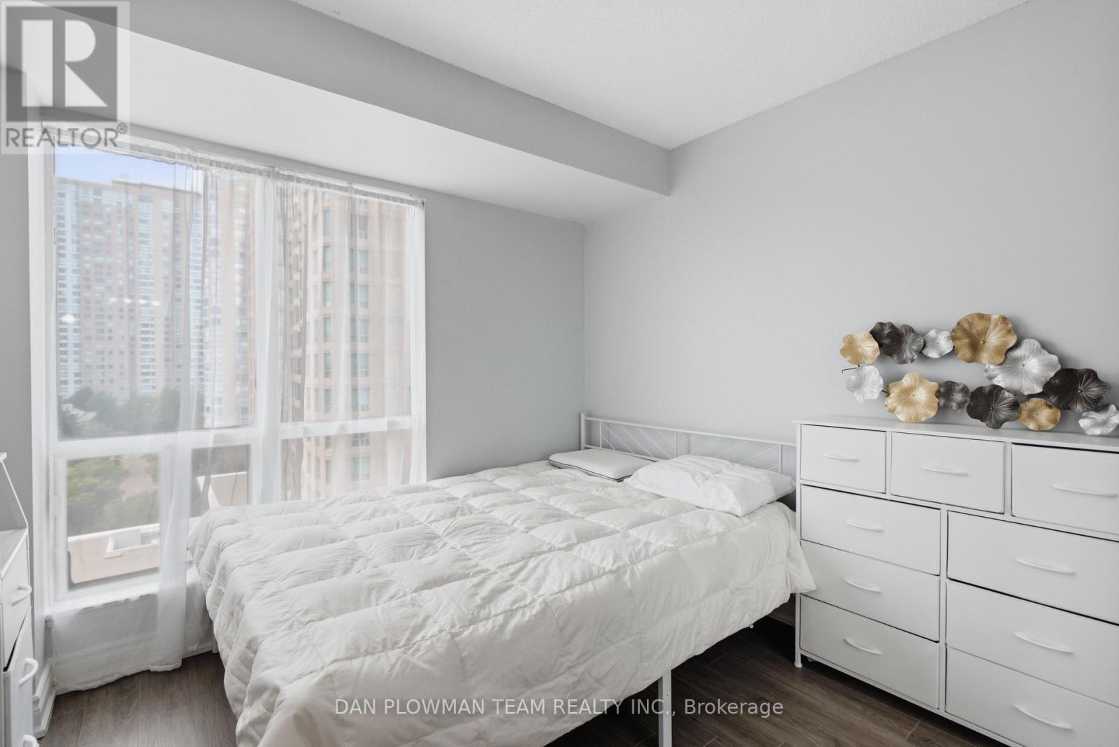 913 - 8 Lee Centre Drive, Toronto, Ontario  M1H 3H8 - Photo 12 - E13731116