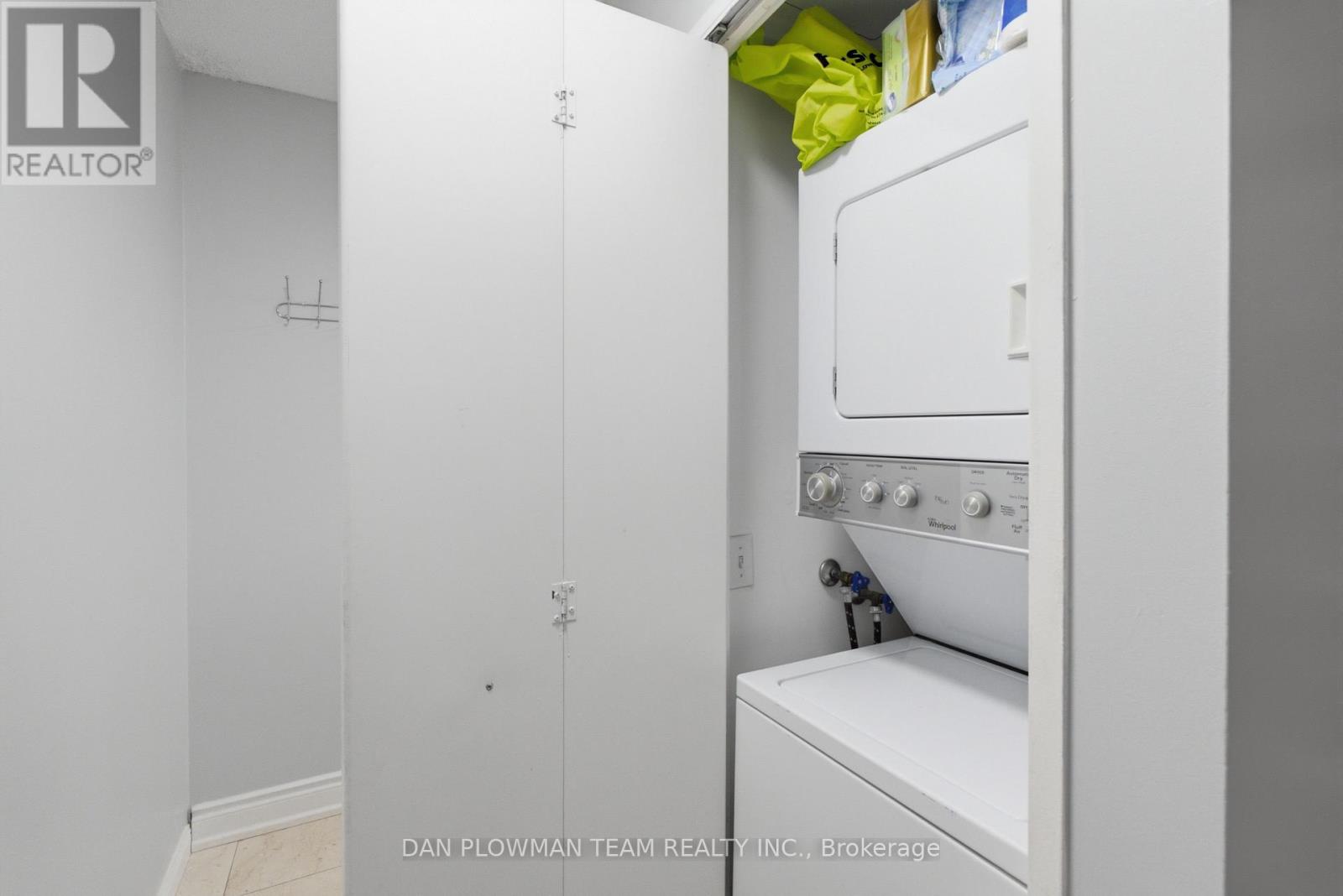 913 - 8 Lee Centre Drive, Toronto, Ontario  M1H 3H8 - Photo 15 - E13731116
