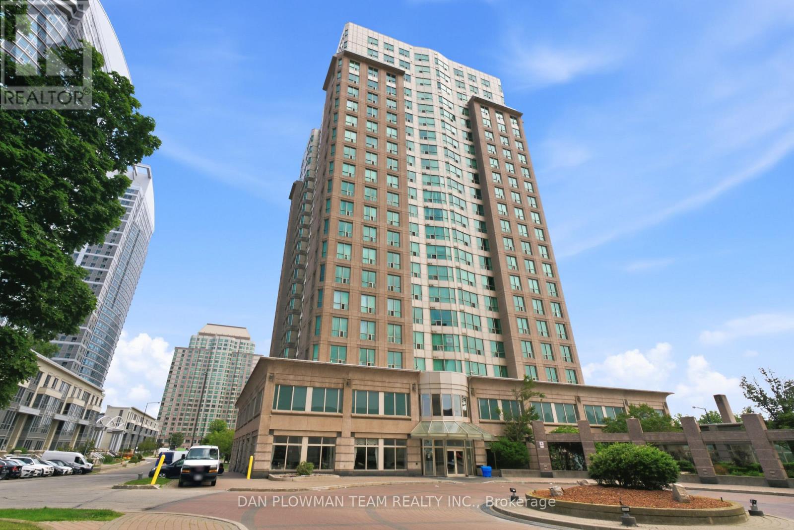 913 - 8 Lee Centre Drive, Toronto, Ontario  M1H 3H8 - Photo 2 - E13731116