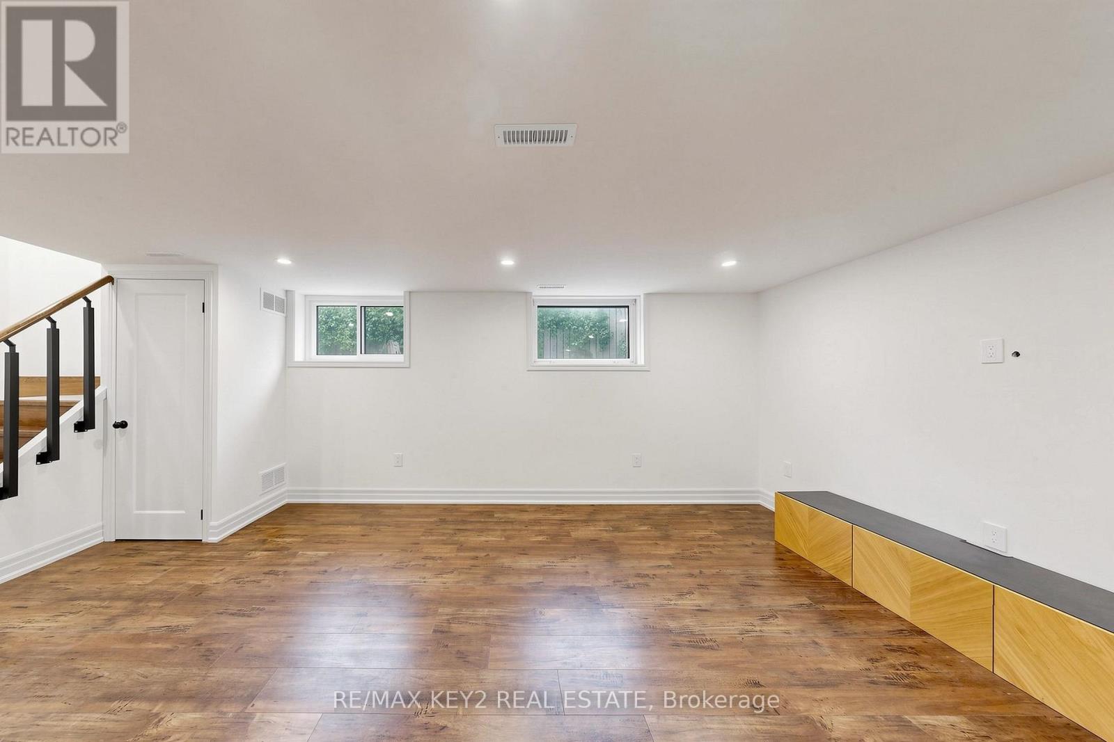 707 Walnut Street W, Whitby, Ontario  L1N 2W9 - Photo 4 - E13731146