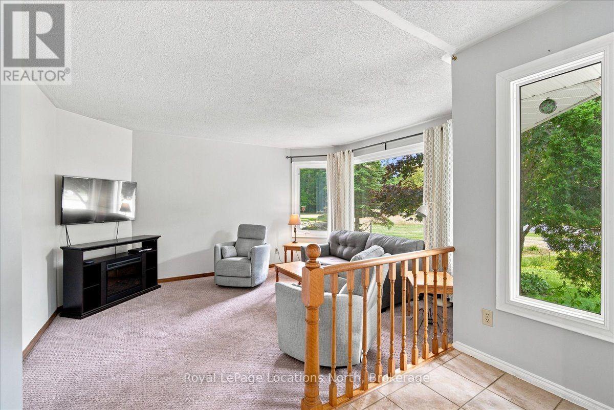 6 Royal Beech Drive, Wasaga Beach, Ontario  L9Z 1H1 - Photo 4 - S13731138