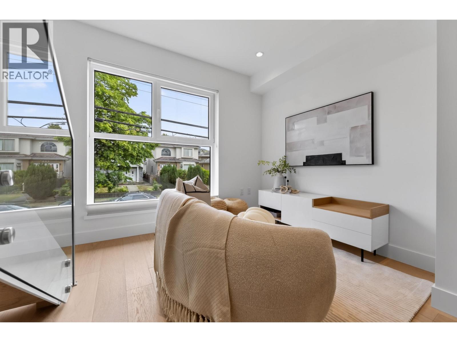 150 W Woodstock Avenue, Vancouver, British Columbia  V5Y 0N1 - Photo 13 - R3160286