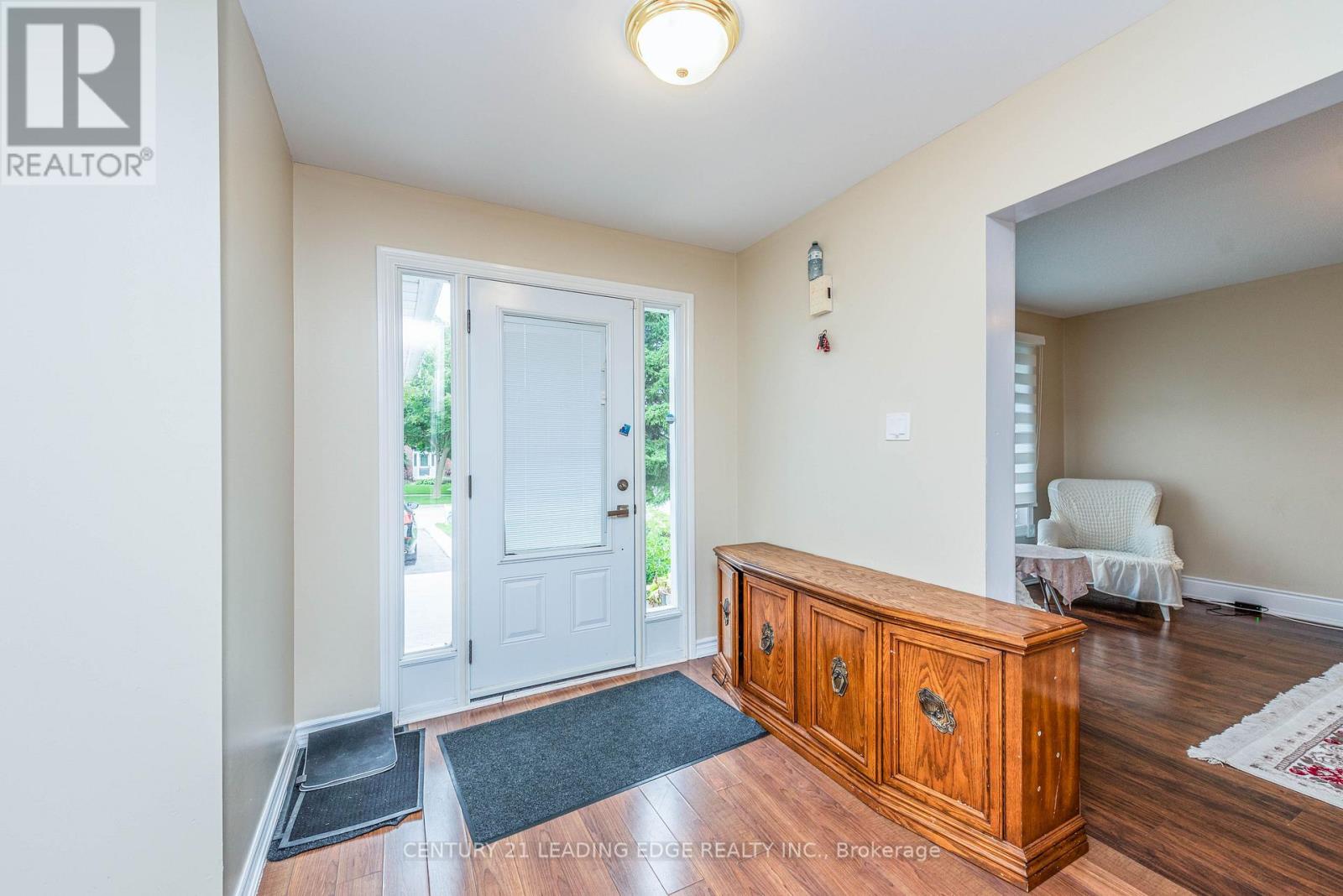 78 Crown Crescent, Bradford West Gwillimbury (Bradford), Ontario  L3Z 2M1 - Photo 4 - N13731002