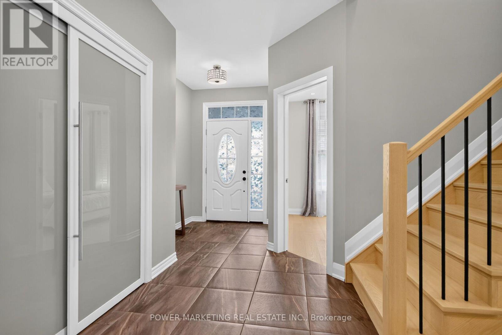 26 Palmeto Court, Ottawa, Ontario  K2S 0X2 - Photo 3 - X13728074