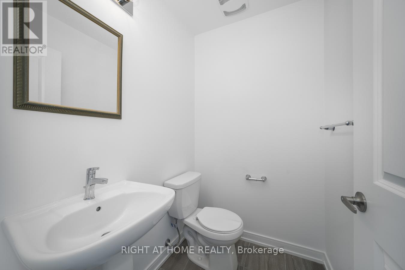 6 Blue Forest Crescent, Barrie (Painswick North), Ontario  L9J 0N3 - Photo 22 - S13731004