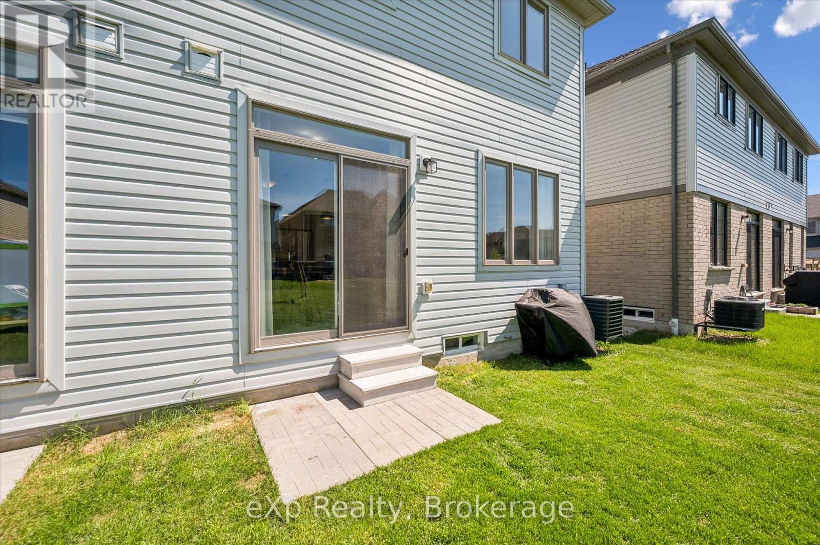 16 Povey Road, Centre Wellington (Fergus), Ontario  N1M 0J5 - Photo 32 - X13731030