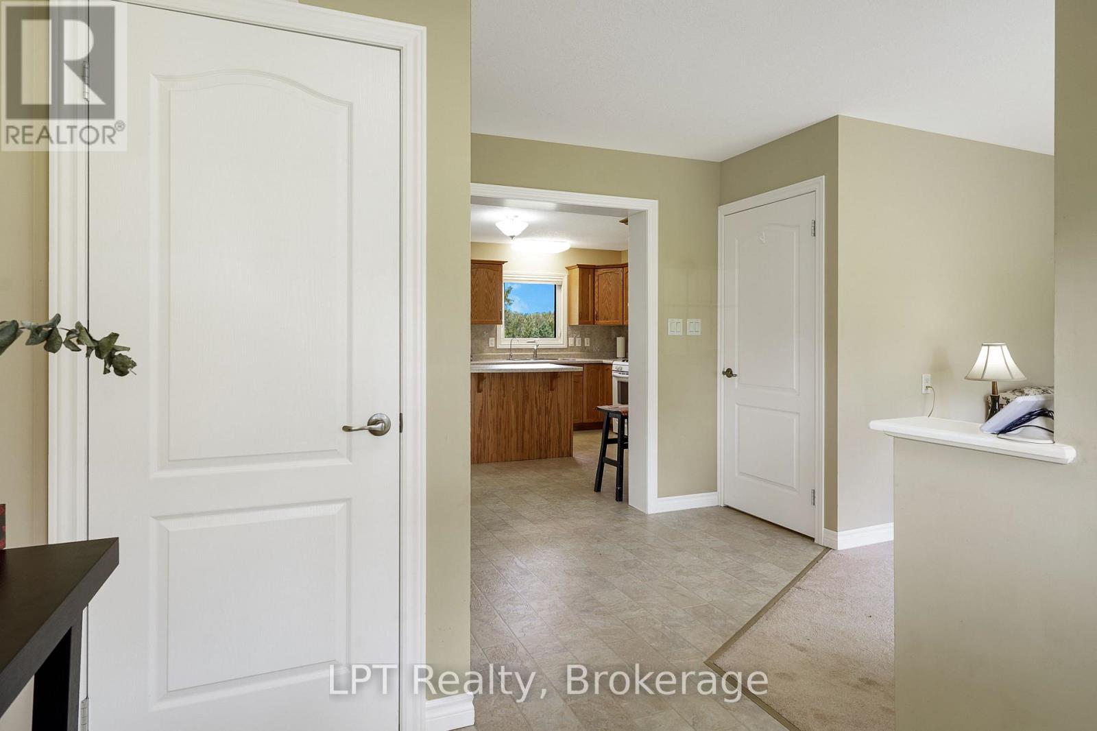 5194 Bruce Road 3 Road, Saugeen Shores, Ontario  N0H 2C6 - Photo 8 - X13731100