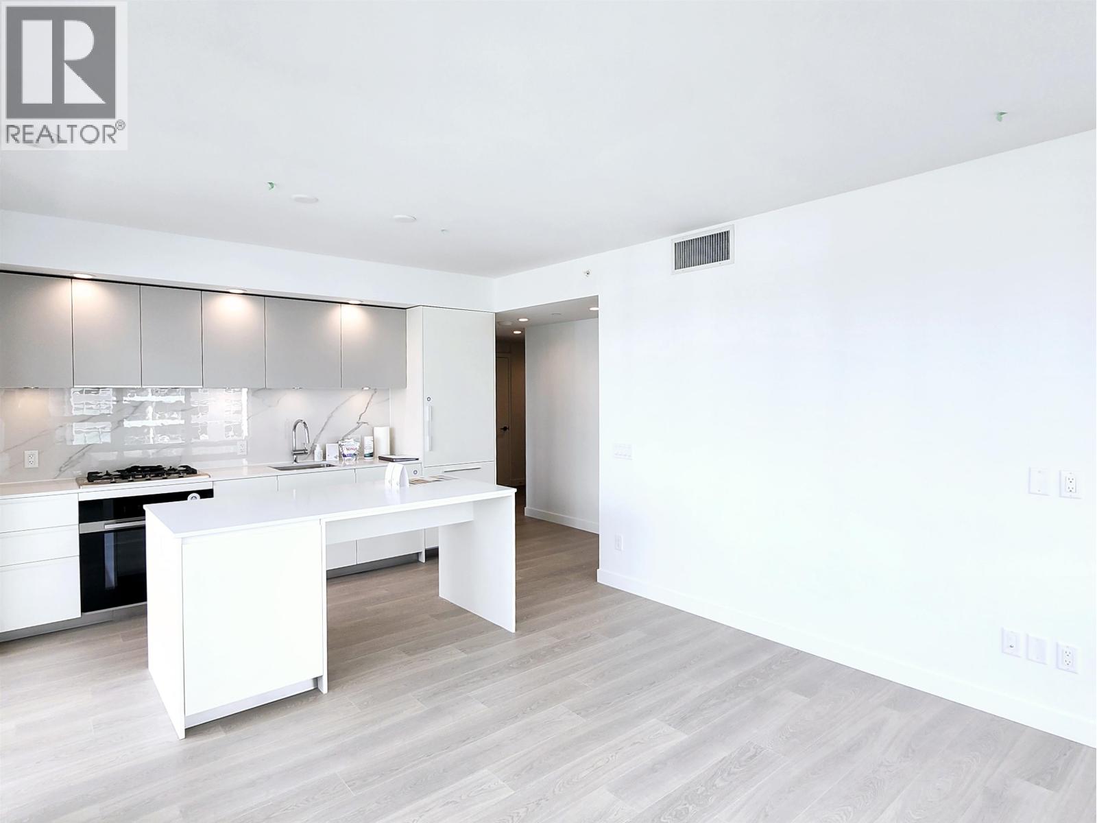 802 6538 Telford Avenue, Burnaby, British Columbia  V5H 0K9 - Photo 2 - R3160271