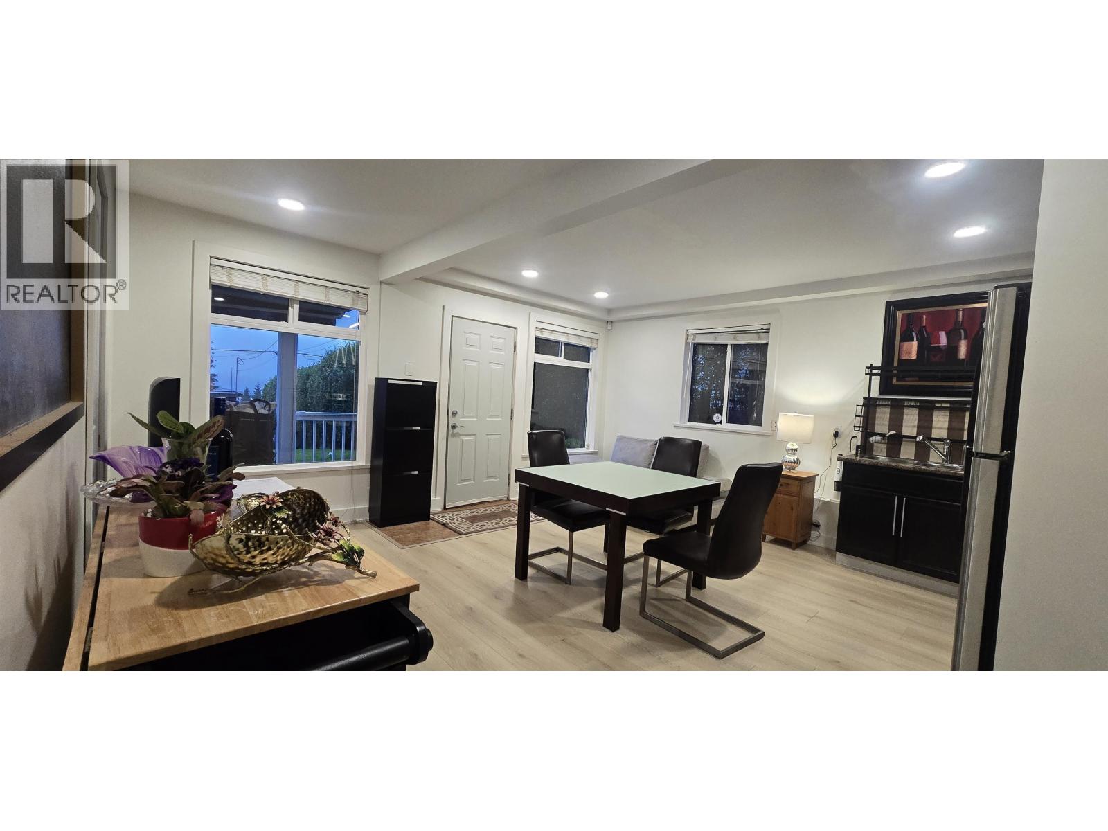 851 CALVERHALL ST STREET, north vancouver, British Columbia