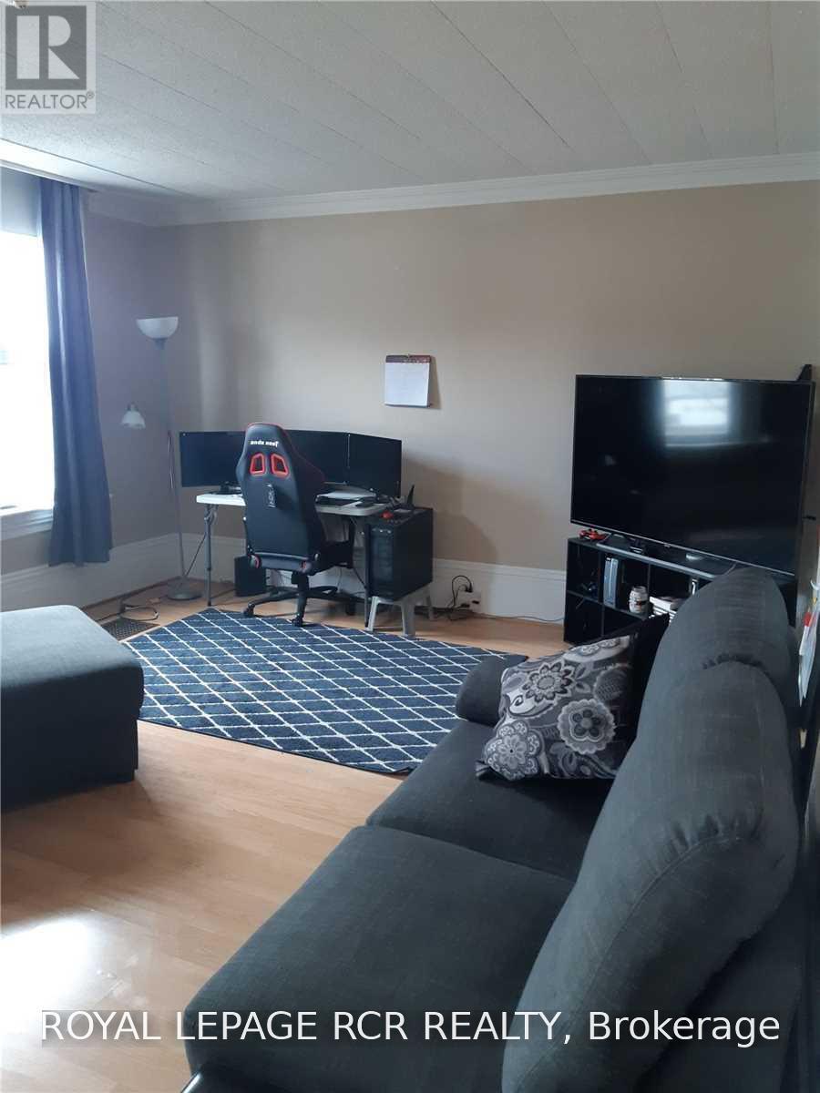 A - 50 Queen Street N, Caledon, Ontario  L7E 1B9 - Photo 3 - W13731066