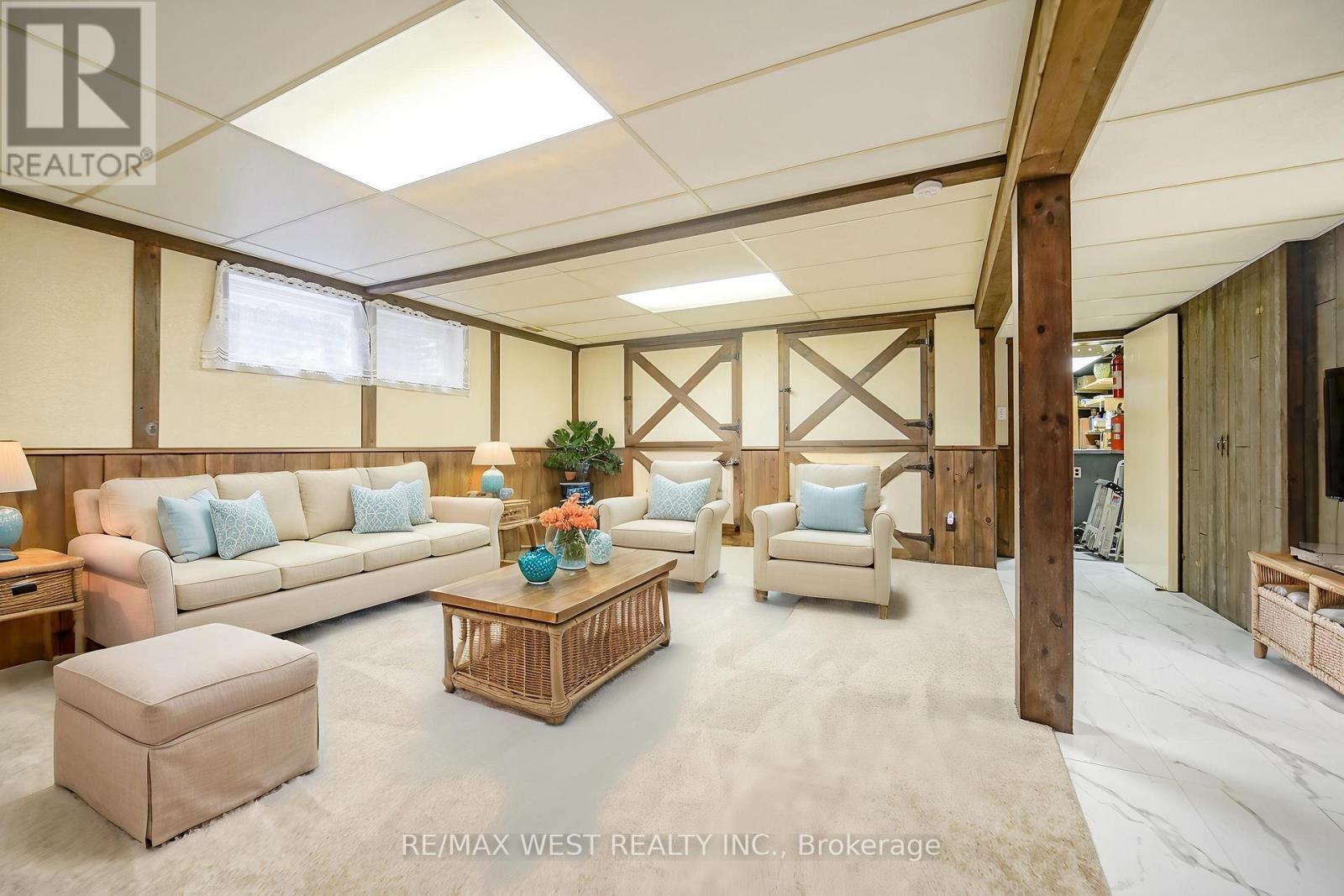 5 Cromarty Drive, Toronto, Ontario  M9W 2R5 - Photo 7 - W13731148