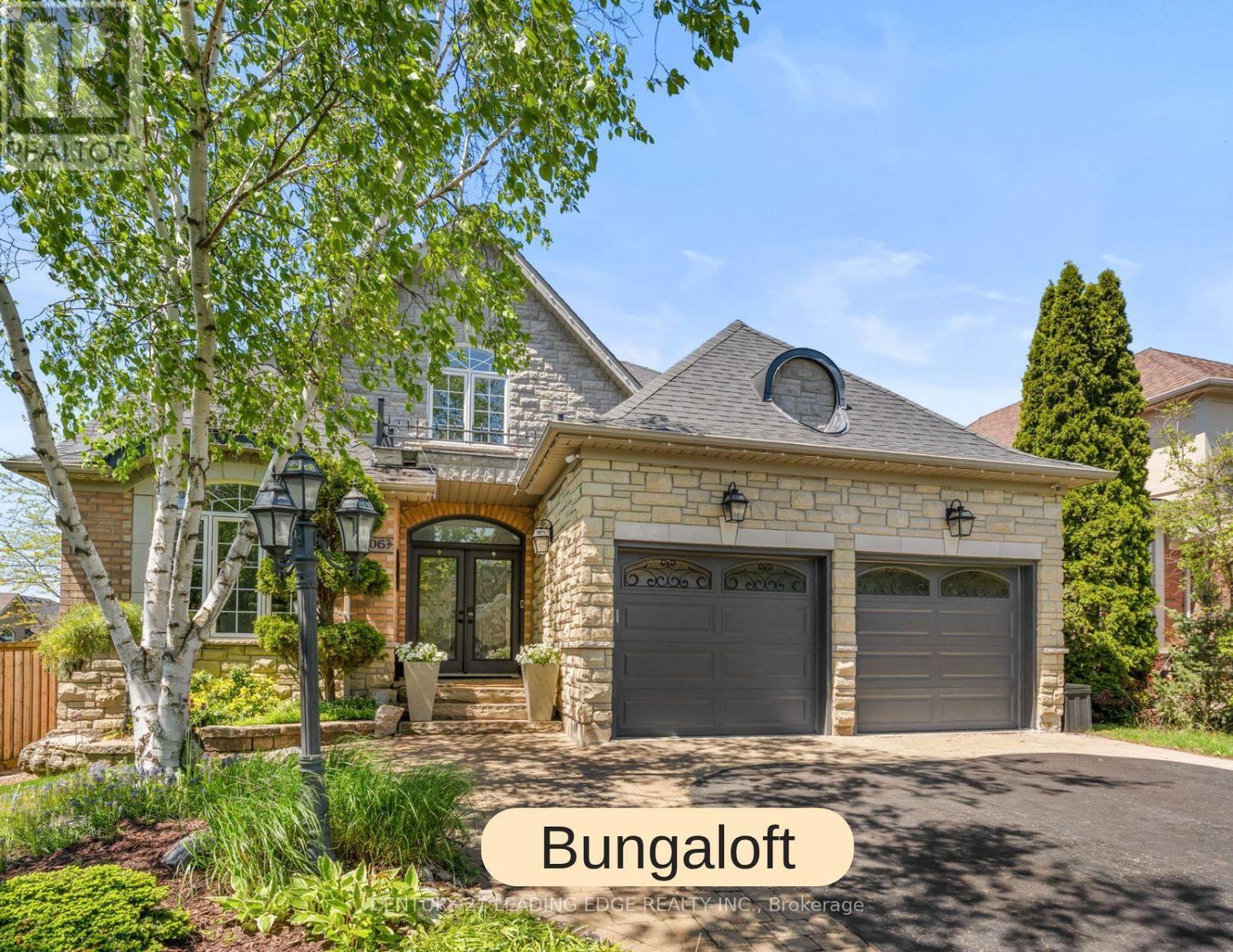 106 MACKEY DRIVE, Whitby, Ontario