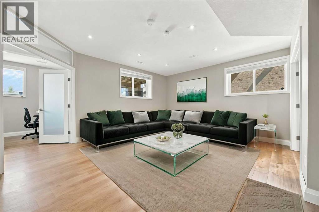 12 Masters Court Se, Calgary, Alberta  T3M 2B7 - Photo 31 - A2335869
