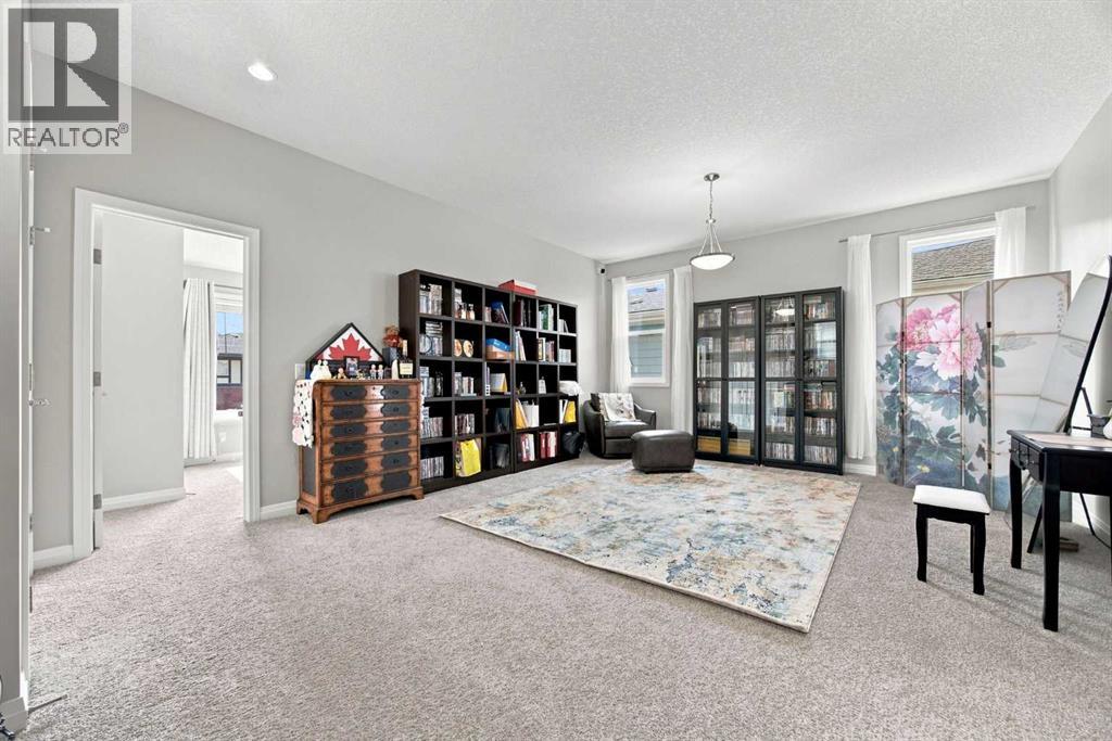 12 Masters Court Se, Calgary, Alberta  T3M 2B7 - Photo 19 - A2335869