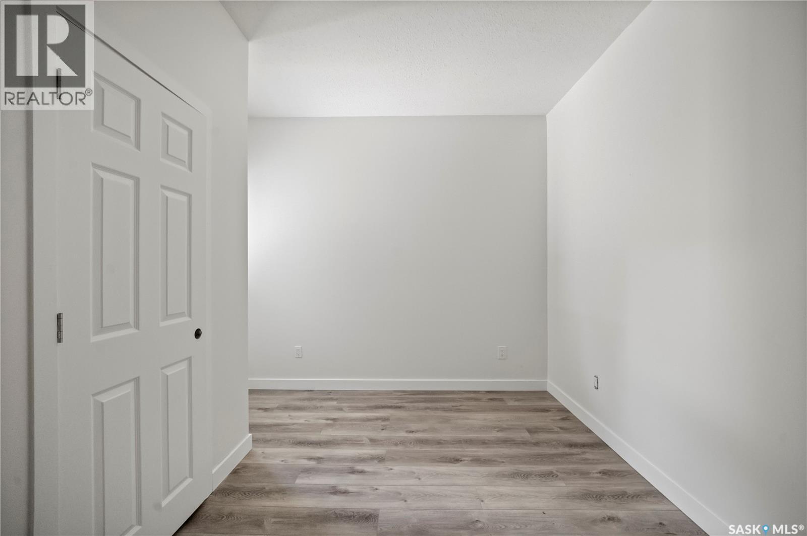 1337 Athol Street, Regina, Saskatchewan  S4T 3C6 - Photo 9 - SK047040